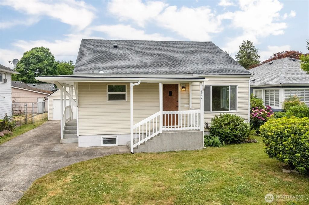 527 24th Avenue, Longview
