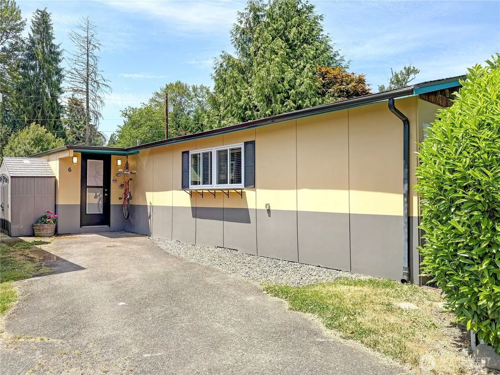 8730 206th Street Se 6, Snohomish