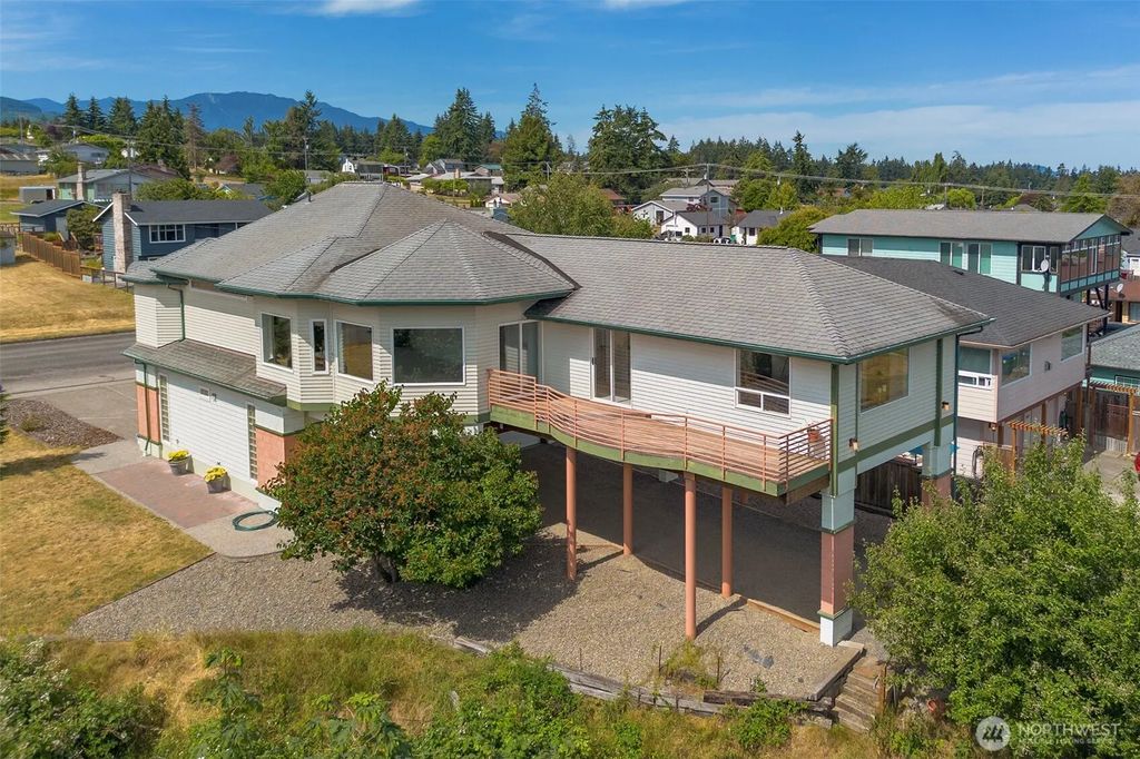 1623 W Fifth Street, Port Angeles