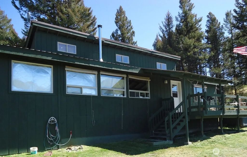 302 Davies Road, Oroville