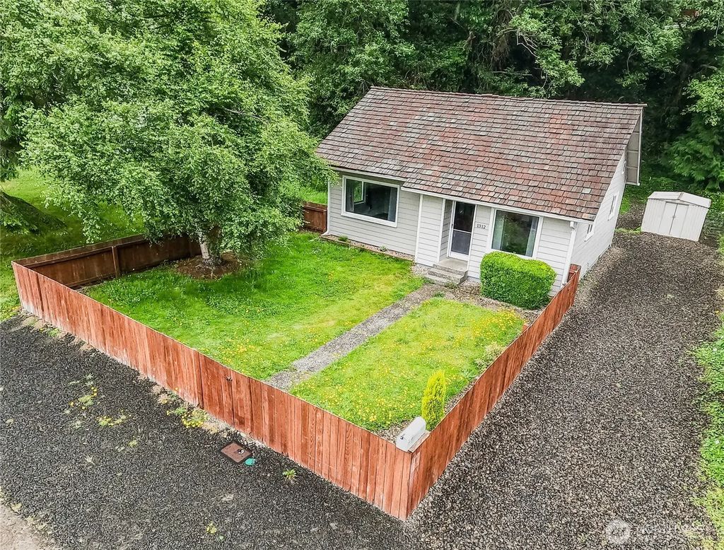 1312 E Summit Street, Aberdeen