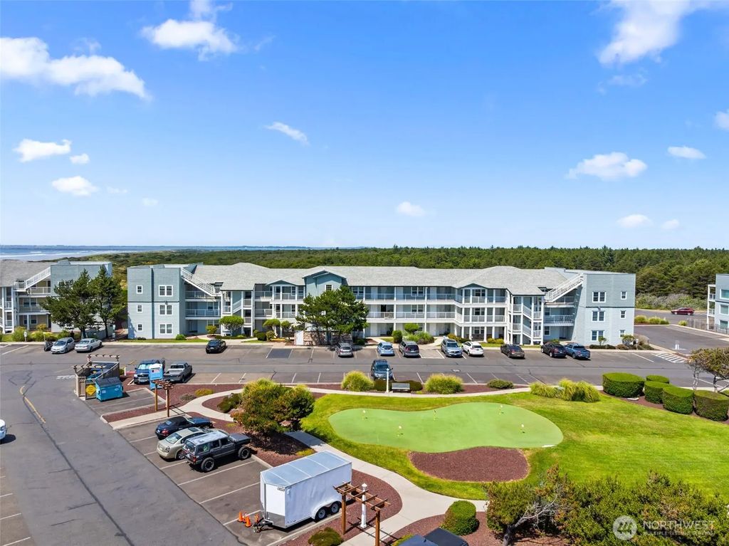 1600 W Ocean Avenue 1024, Westport