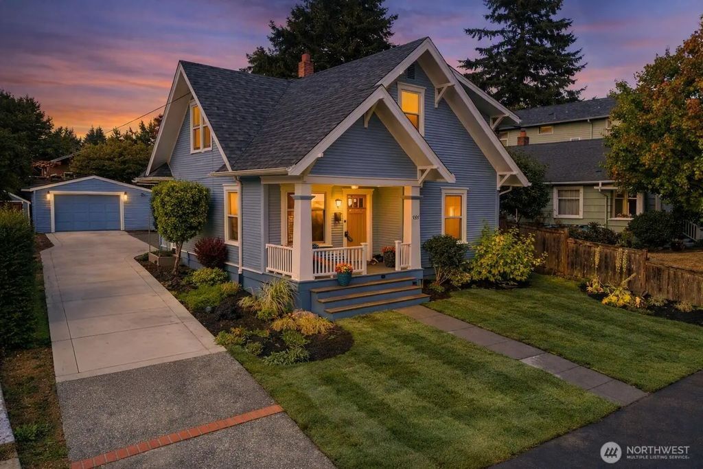 7337 Jones Avenue Nw, Seattle
