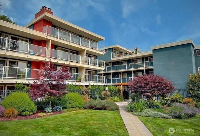 1730 Taylor Avenue N 302, Seattle