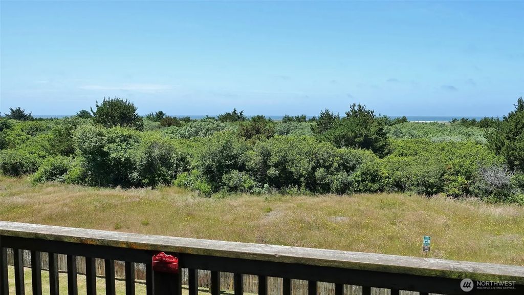615 Ocean Shores Boulevard Nw 318, Ocean Shores