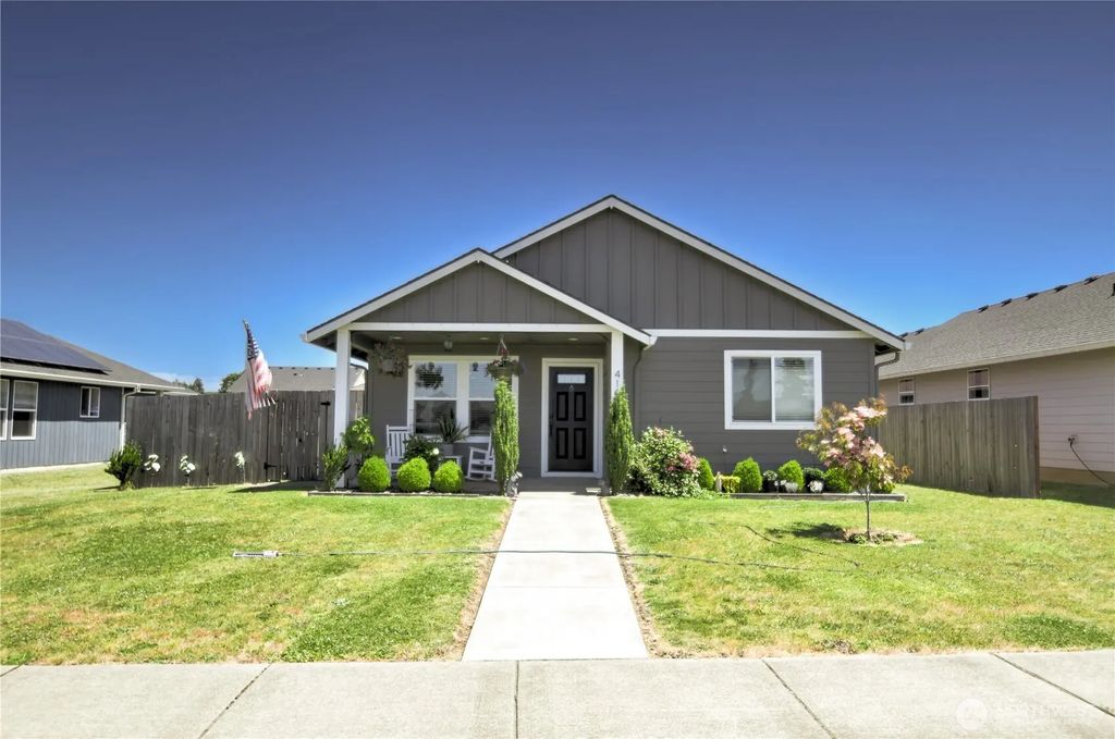 410 Herren Avenue, Winlock