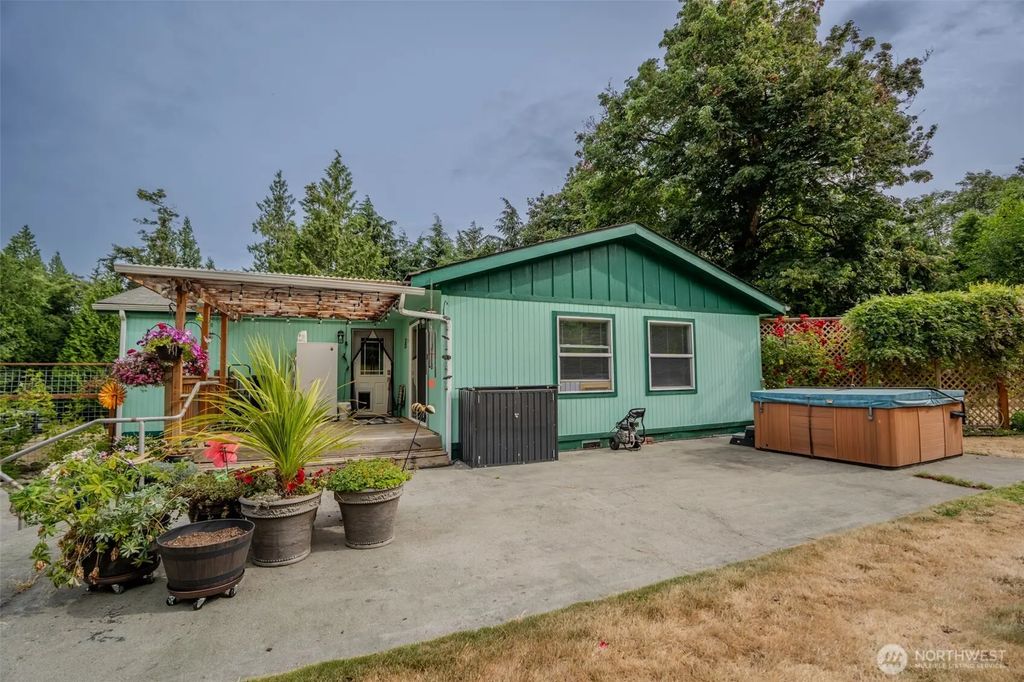 561 Cedar Hill Road, Orcas Island