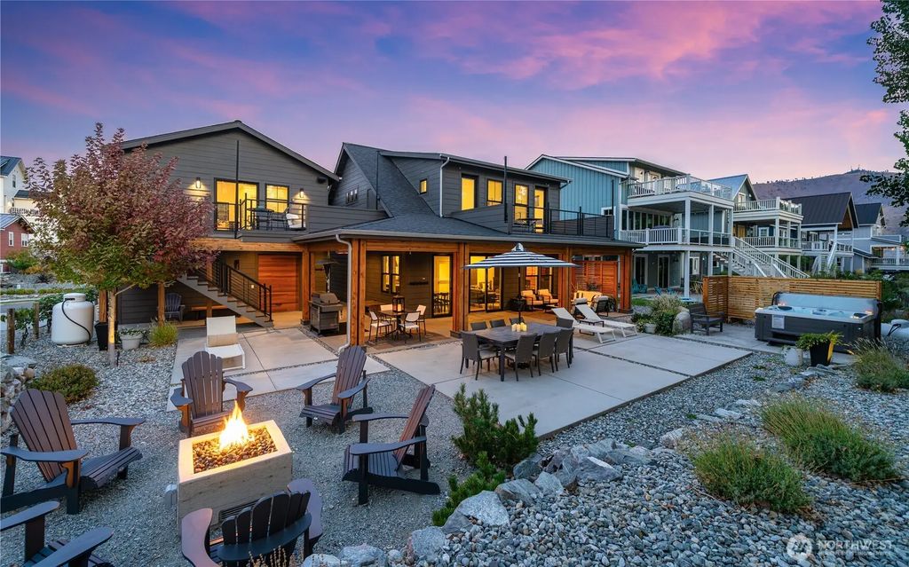 252 Porcupine Lane, Chelan