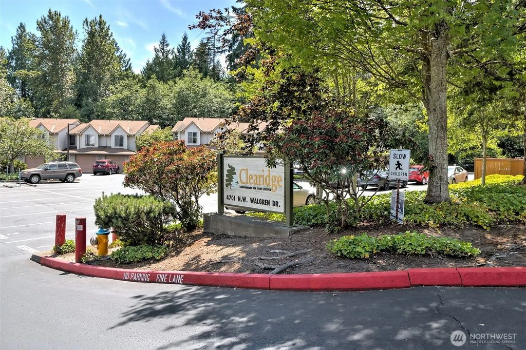 4701 Nw Walgren Drive 204, Silverdale