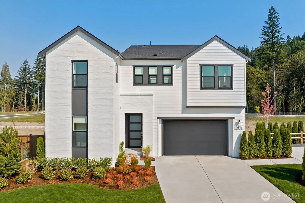 13736 Se 85th Street, Newcastle