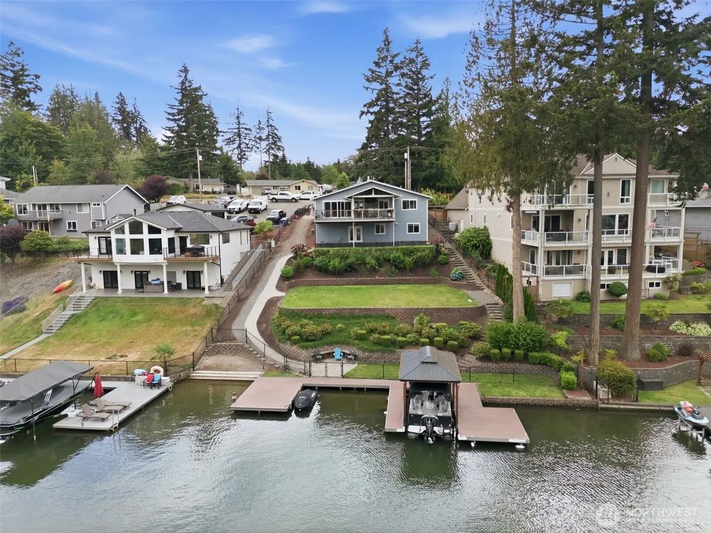 20910 Church Lake Drive E, Bonney Lake