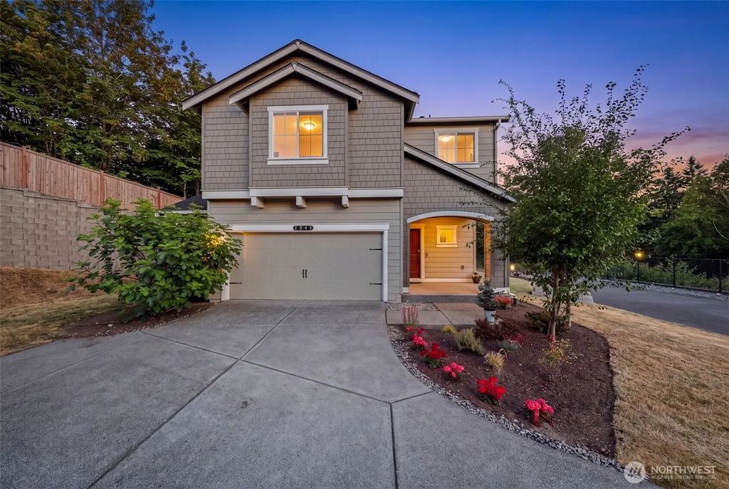 2045 81st Avenue E, Edgewood