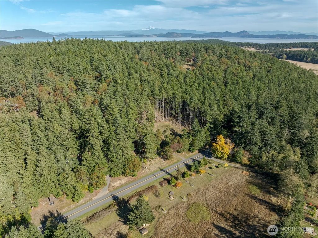 4071 Mud Bay, Lopez Island