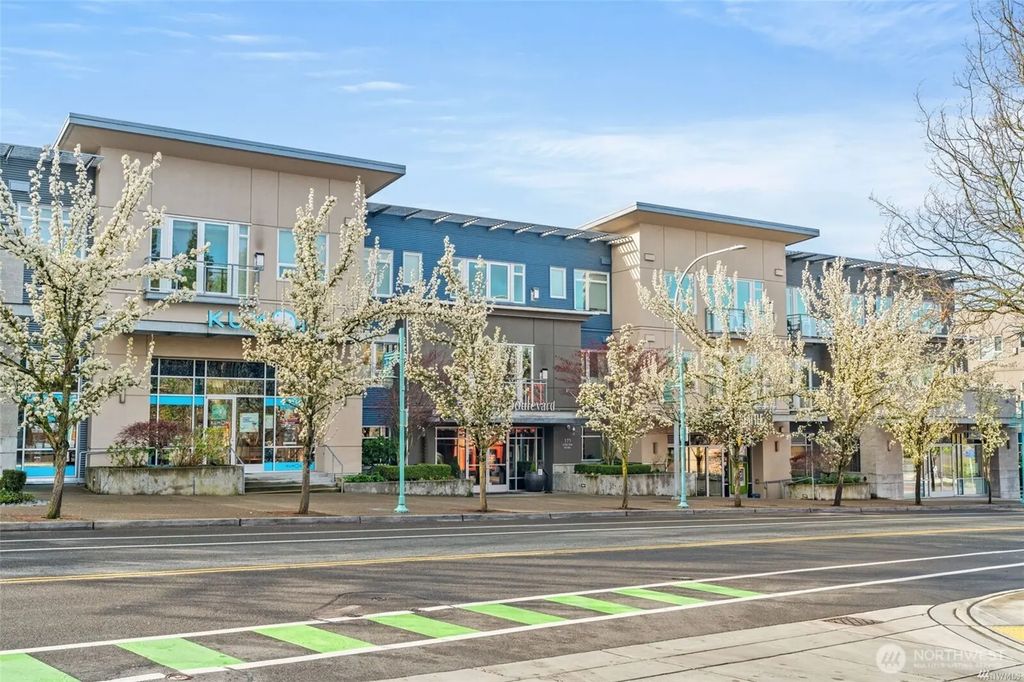 375 Kirkland Avenue 127, Kirkland
