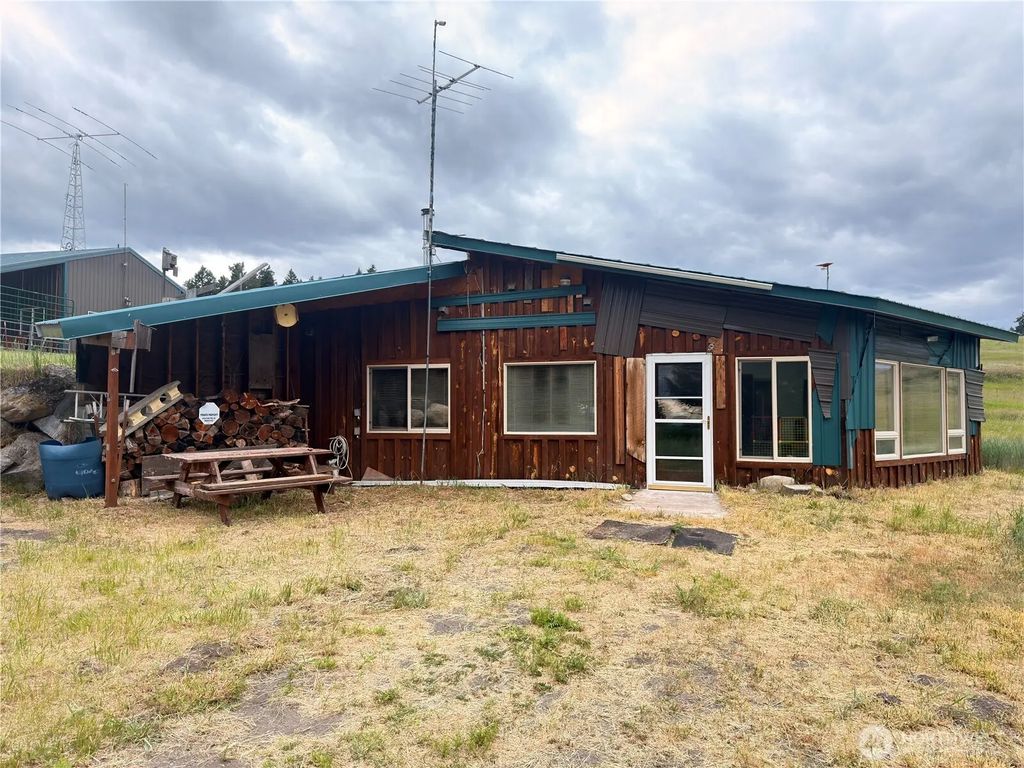 12 S Teal Lake Road, Oroville