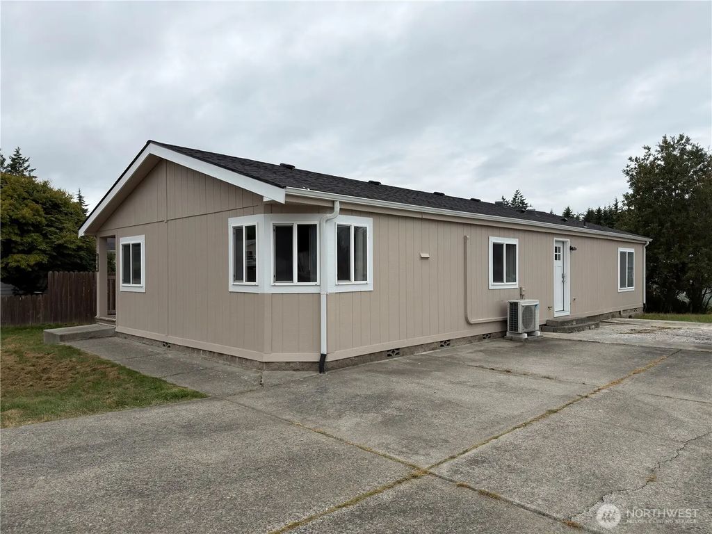 1704 S Delores Place, Port Angeles