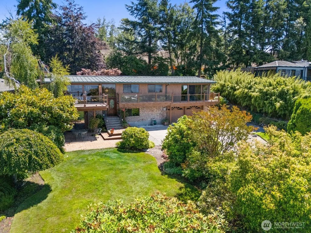5937 Scenic Drive Ne, Tacoma
