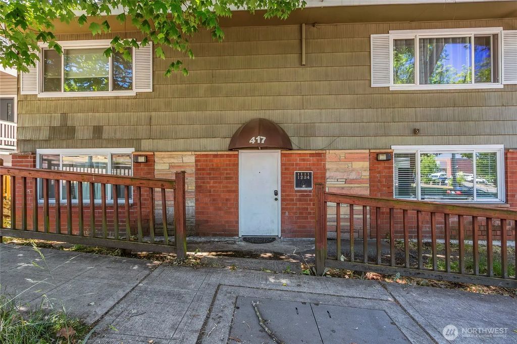 417 23rd Avenue 1, Seattle