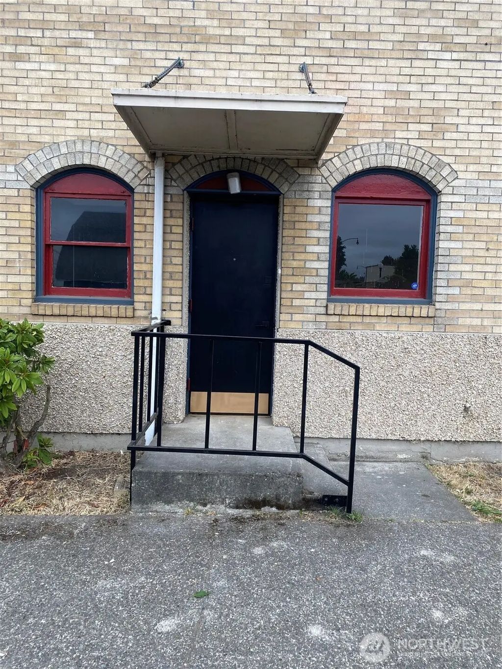 703 W Railroad, Shelton