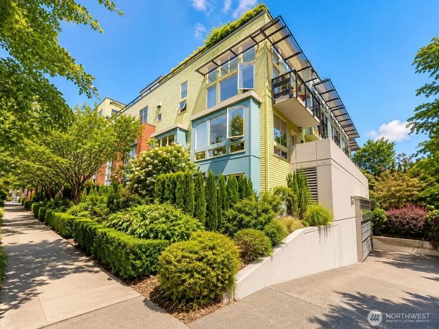 4422 Bagley Avenue N 204, Seattle