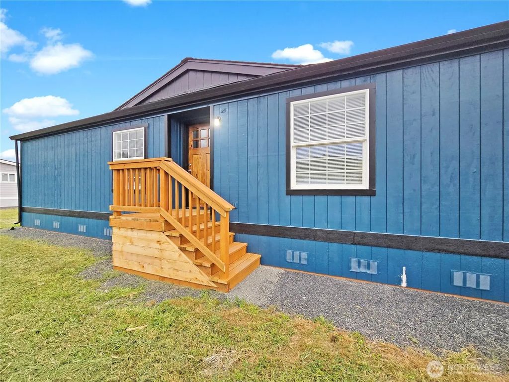 157 Nix Lane, Centralia