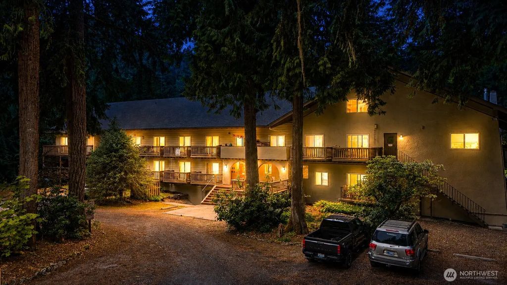 10433 Mt Baker Hwy 1026a, Glacier