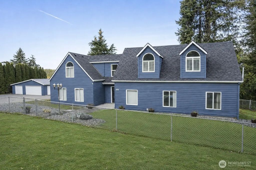 103 Carrolls Avenue, Carrolls