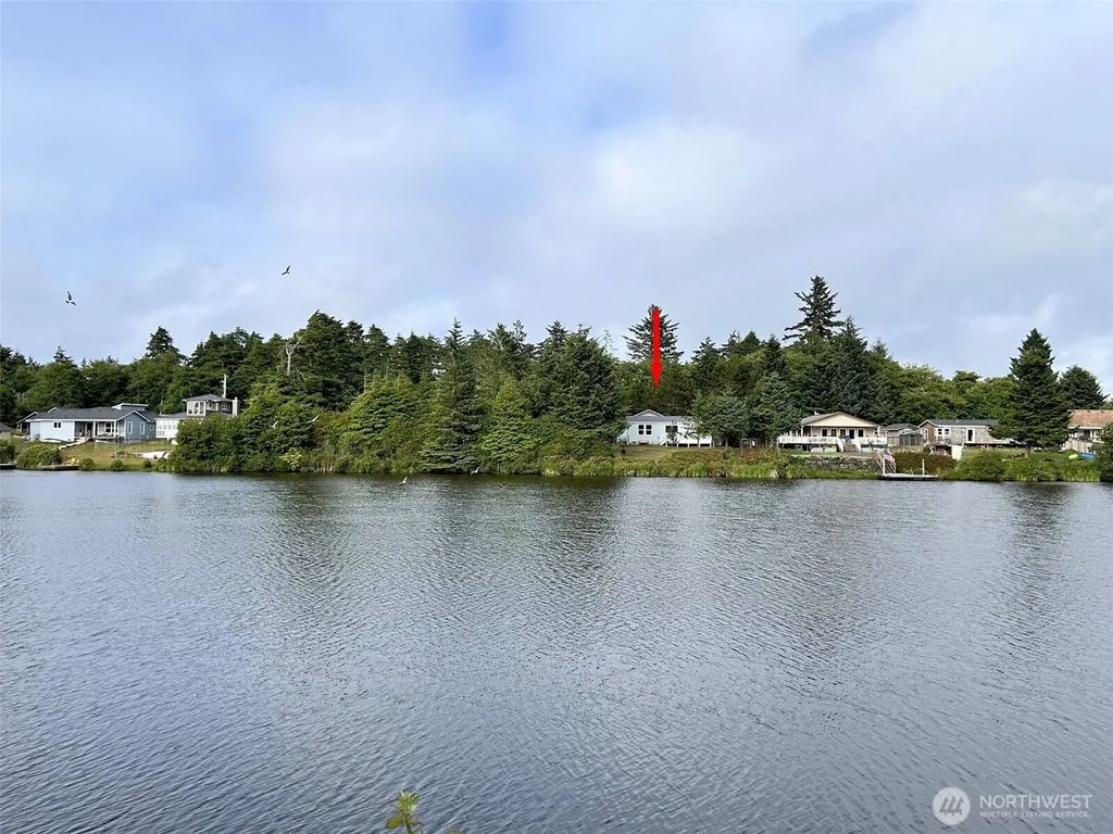 687 Copalis Avenue Ne, Ocean Shores