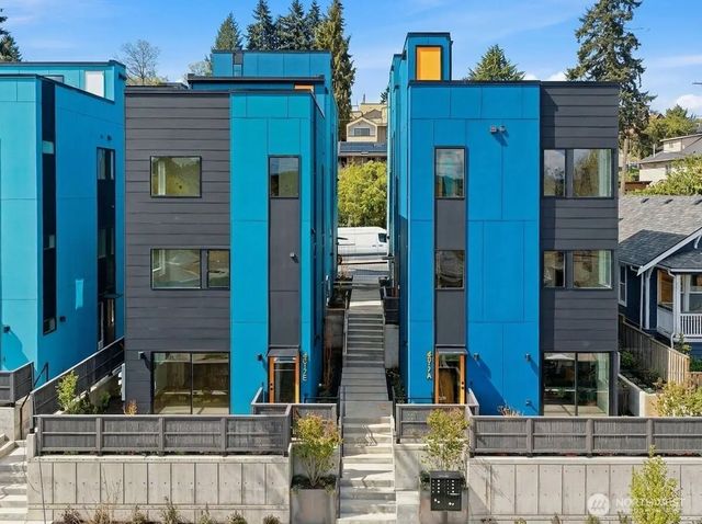 4517 35th Avenue S E, Seattle