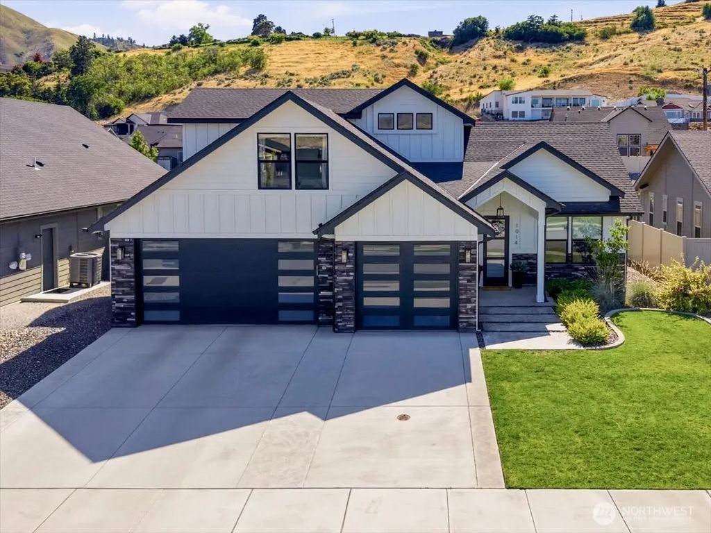1014 Racine Springs Drive, Wenatchee