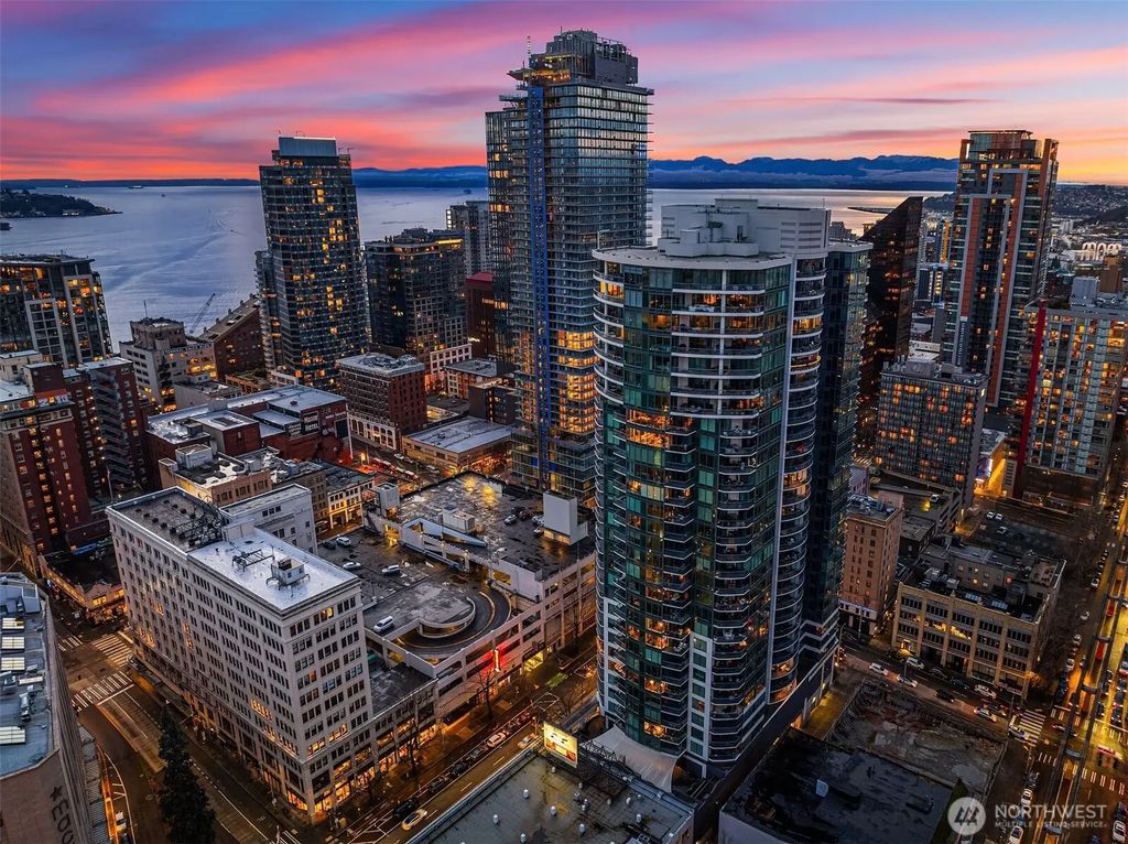 1920 4th Avenue 2201, Seattle