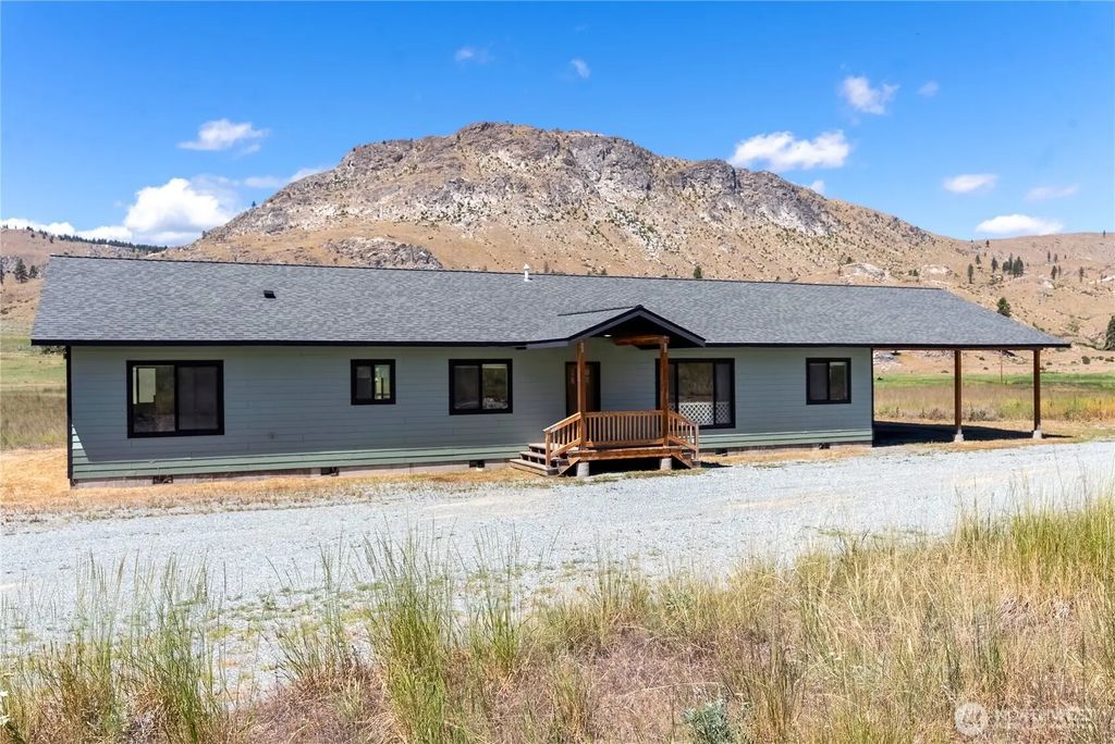 701 North Star, Brewster