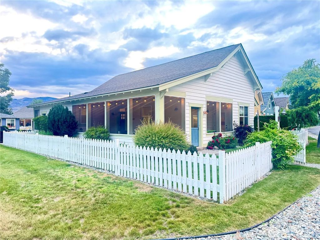 101 Timbuktu Lane, Oroville