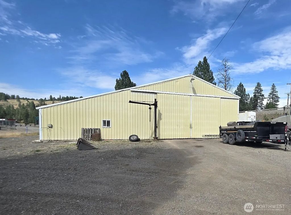 28 Creamery Road, Republic
