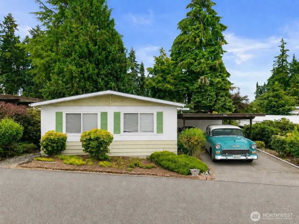 9314 Canyon Road 54, Puyallup