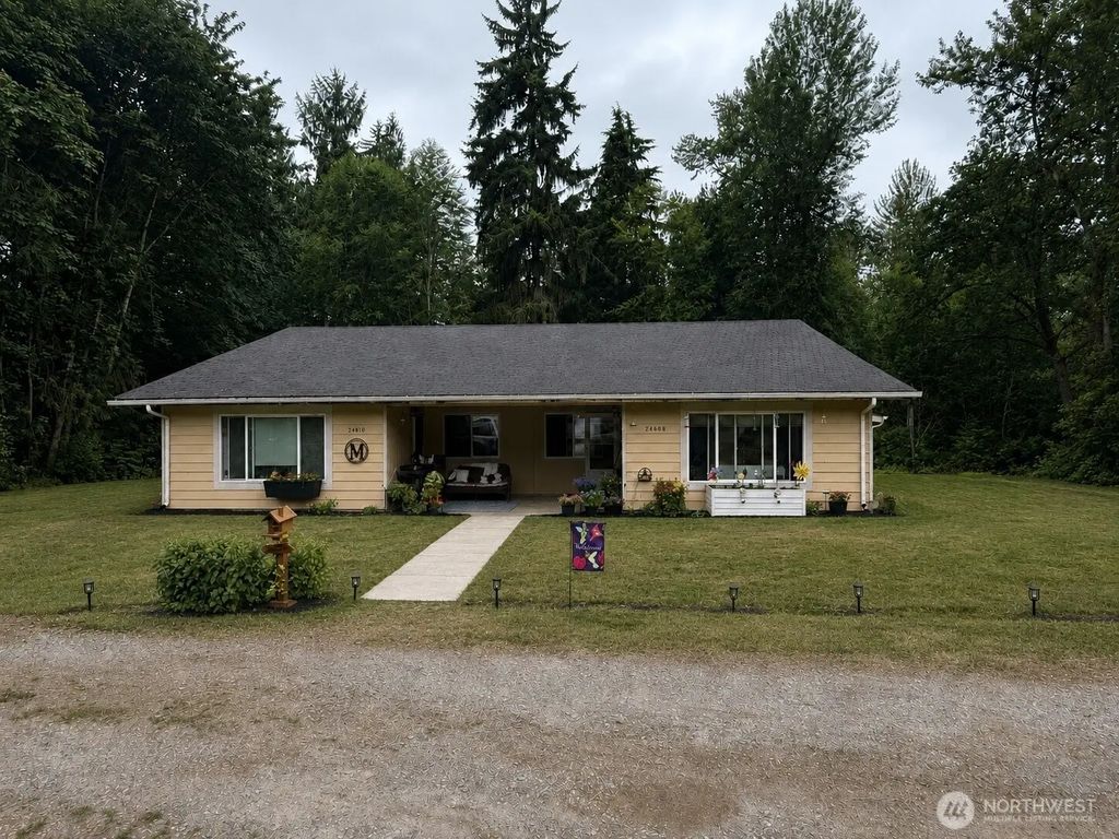 24810 24808 78th Avenue E, Graham