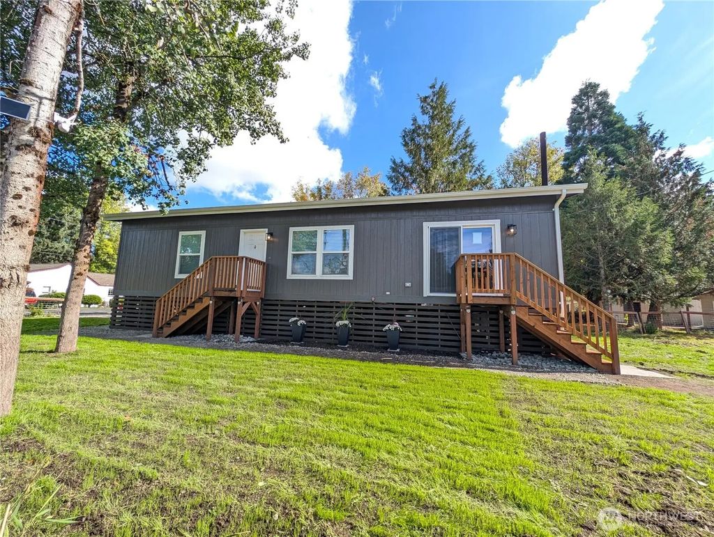 902 97th Street E, Tacoma