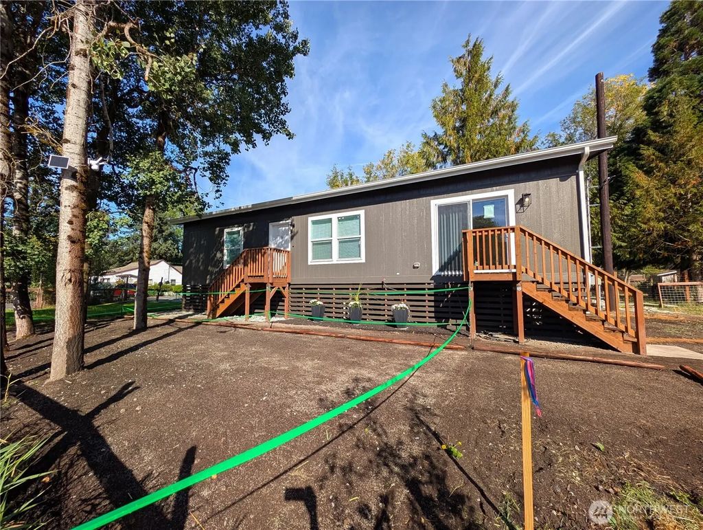 902 97th Street E, Tacoma