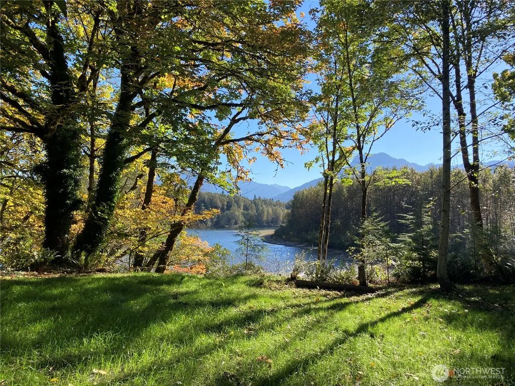 10909 State Route 530, Rockport