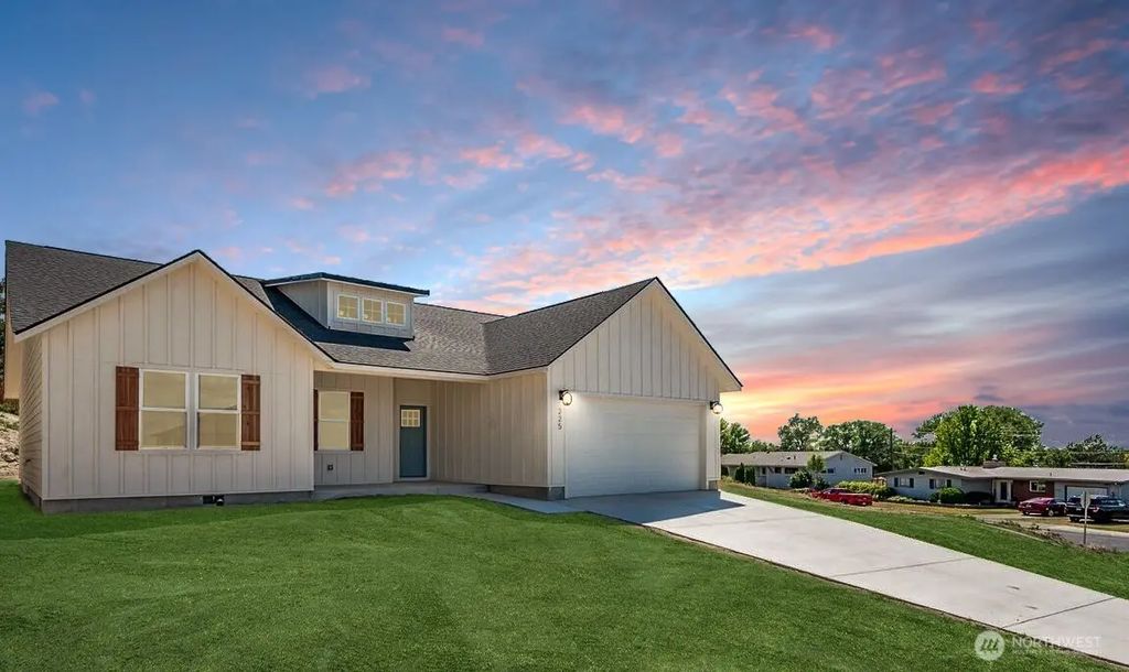 225 W Linden Avenue, Moses Lake