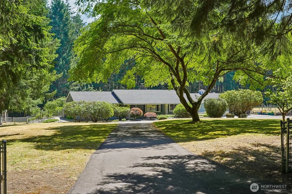 884 Kamus Place, Fox Island