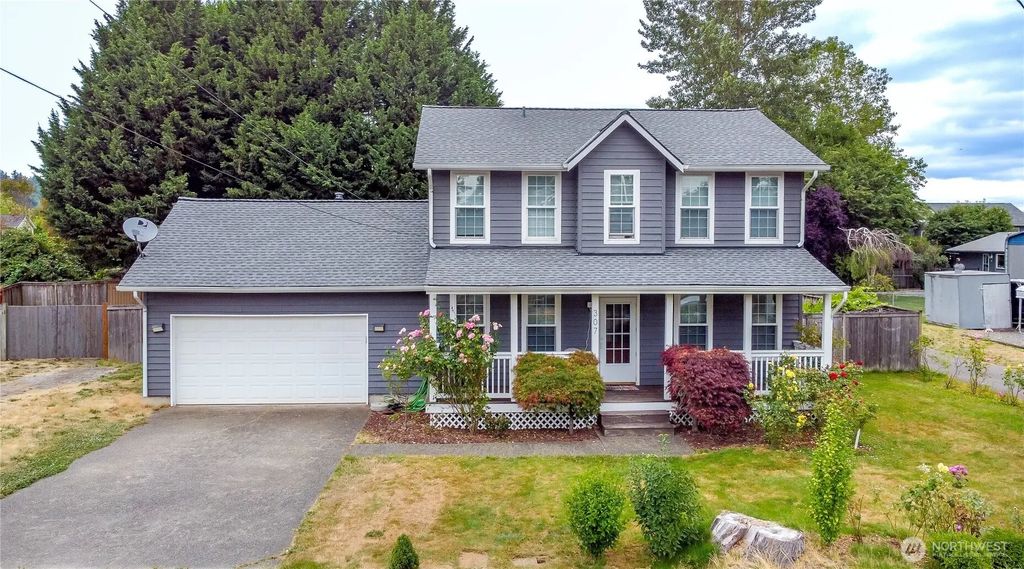 307 4th Avenue N, Algona