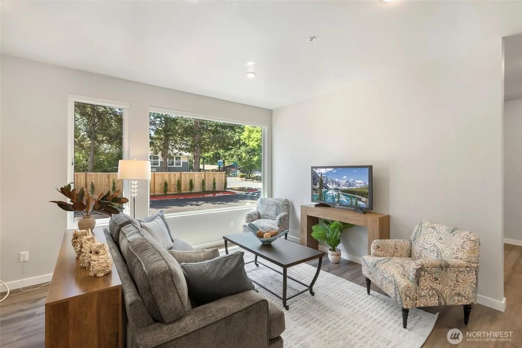 1779 Village Lane 112, Port Orchard