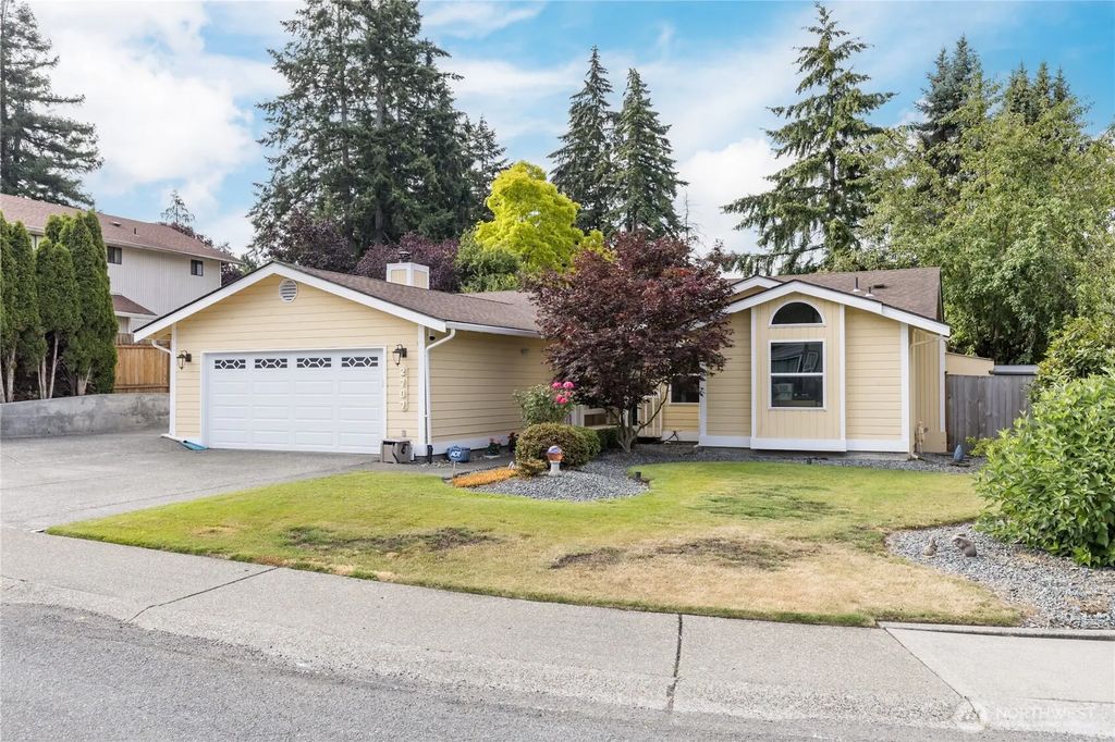 2707 S 366th Place, Federal Way
