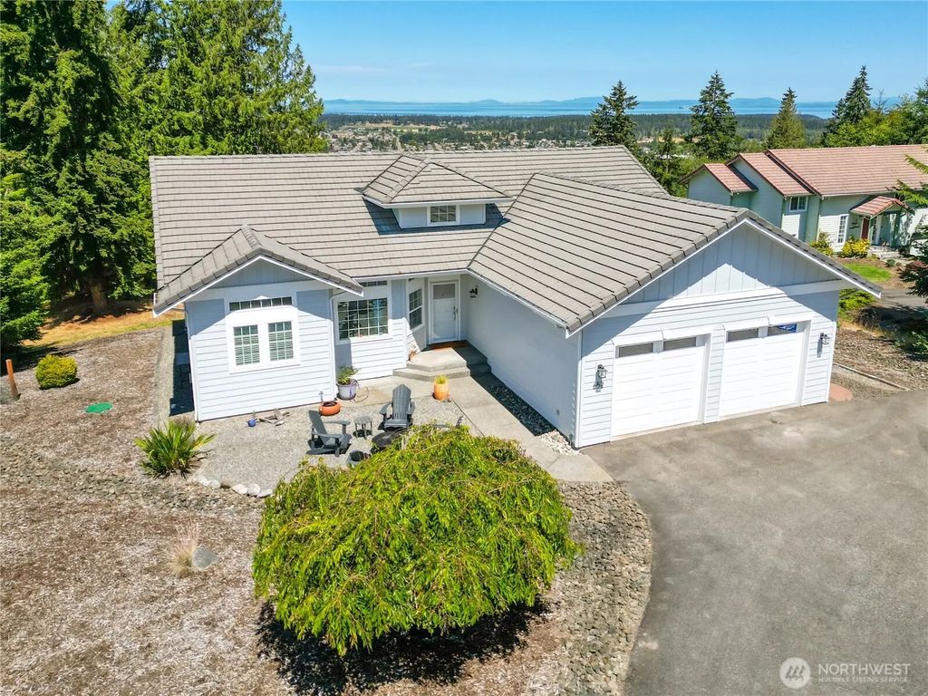 652 Fox Hollow Road, Sequim