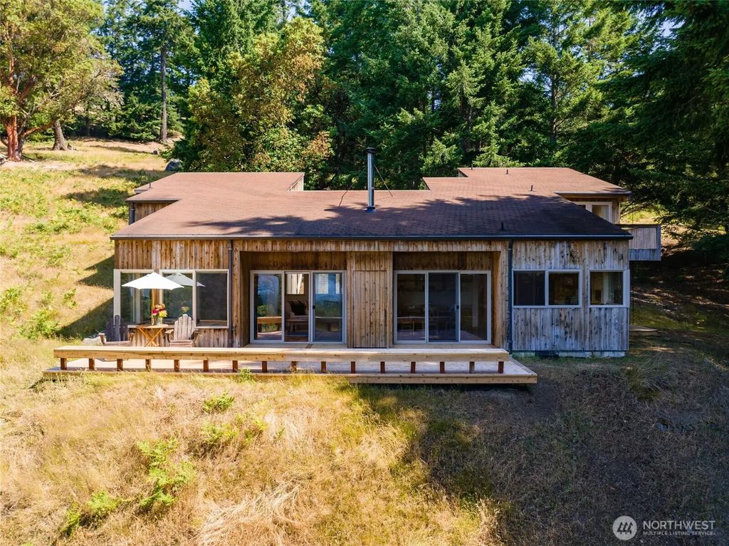 177 Harmon Ranch Hill Road, Decatur Island