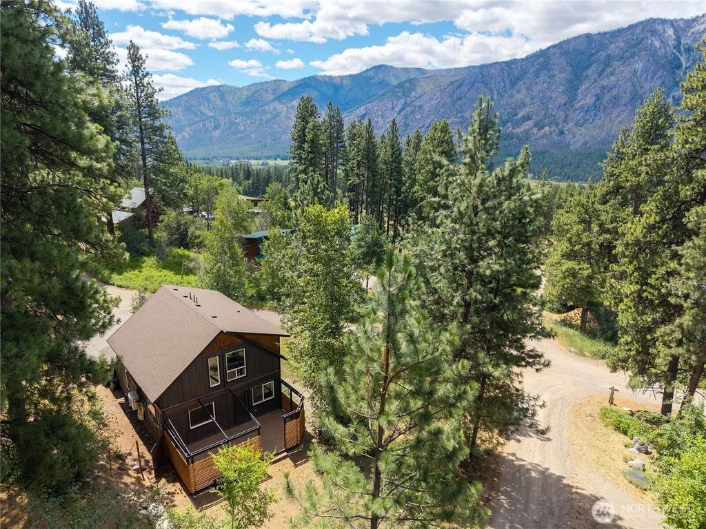 32 Crabapple Road, Winthrop