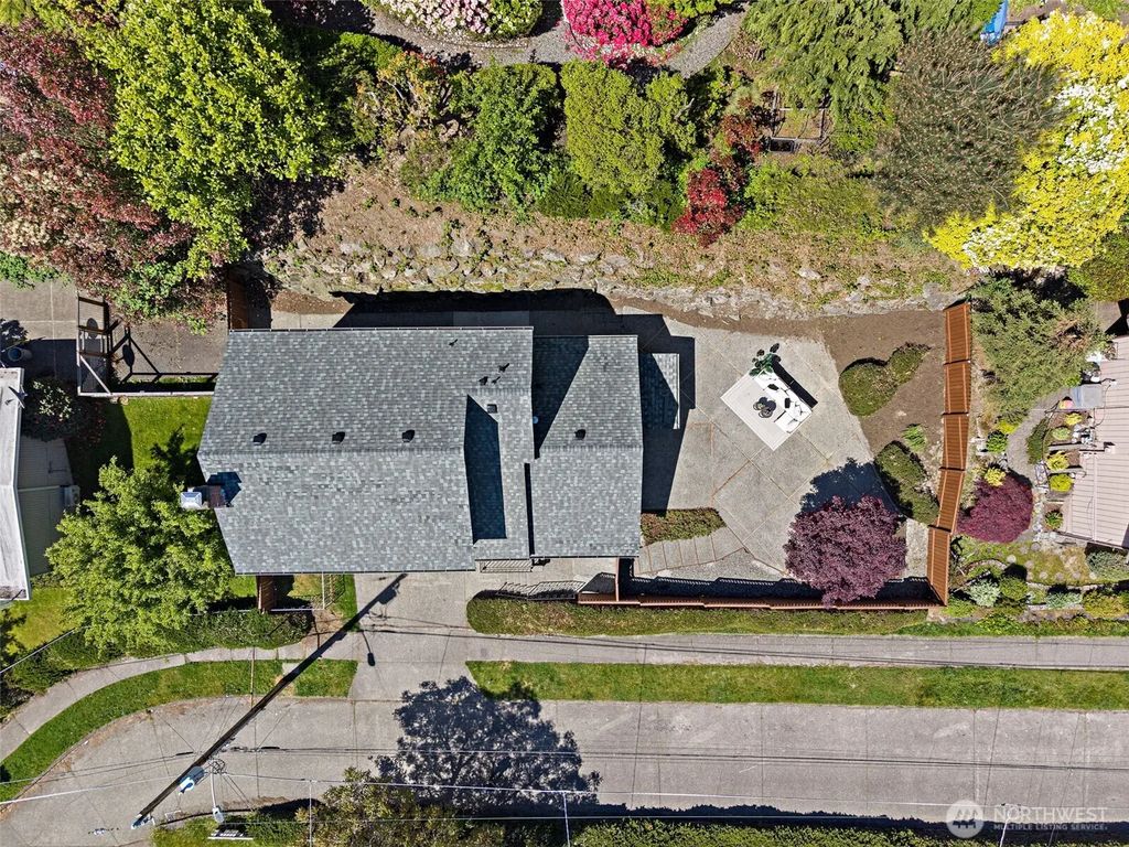 3415 24th Avenue W, Seattle