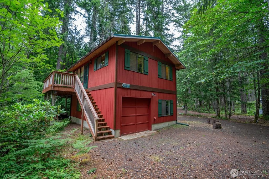 321 N Wynoochee Drive, Hoodsport