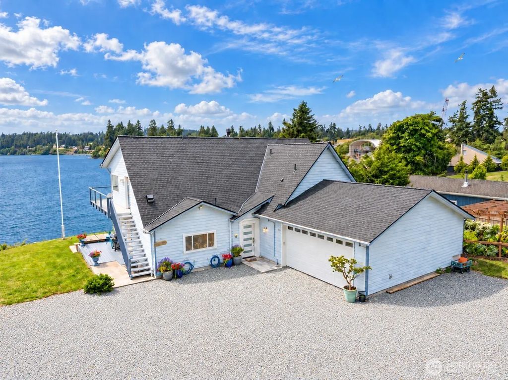 5341 S Bercot Road, Freeland